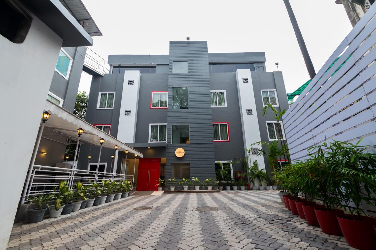 Hotel Oyo Townhouse 11 Esplanade Kalkutta Exterior foto